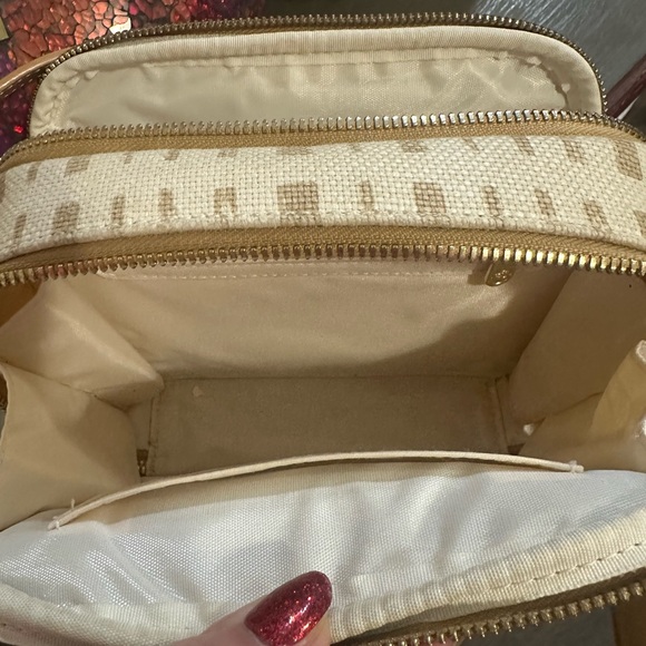 Spartina 449 Cream and Tan Crossbody - Picture 4 of 10